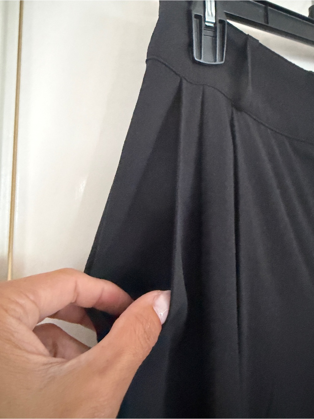 Alo Yoga High-Waist Dreamscape Trouser
Size Medium - Picture 12 of 12